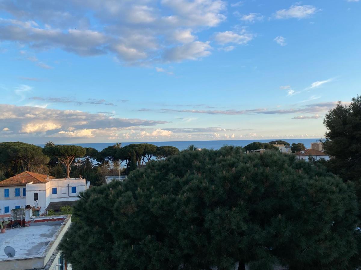 Appartamento Centrale Santa Marinella Eksteriør billede