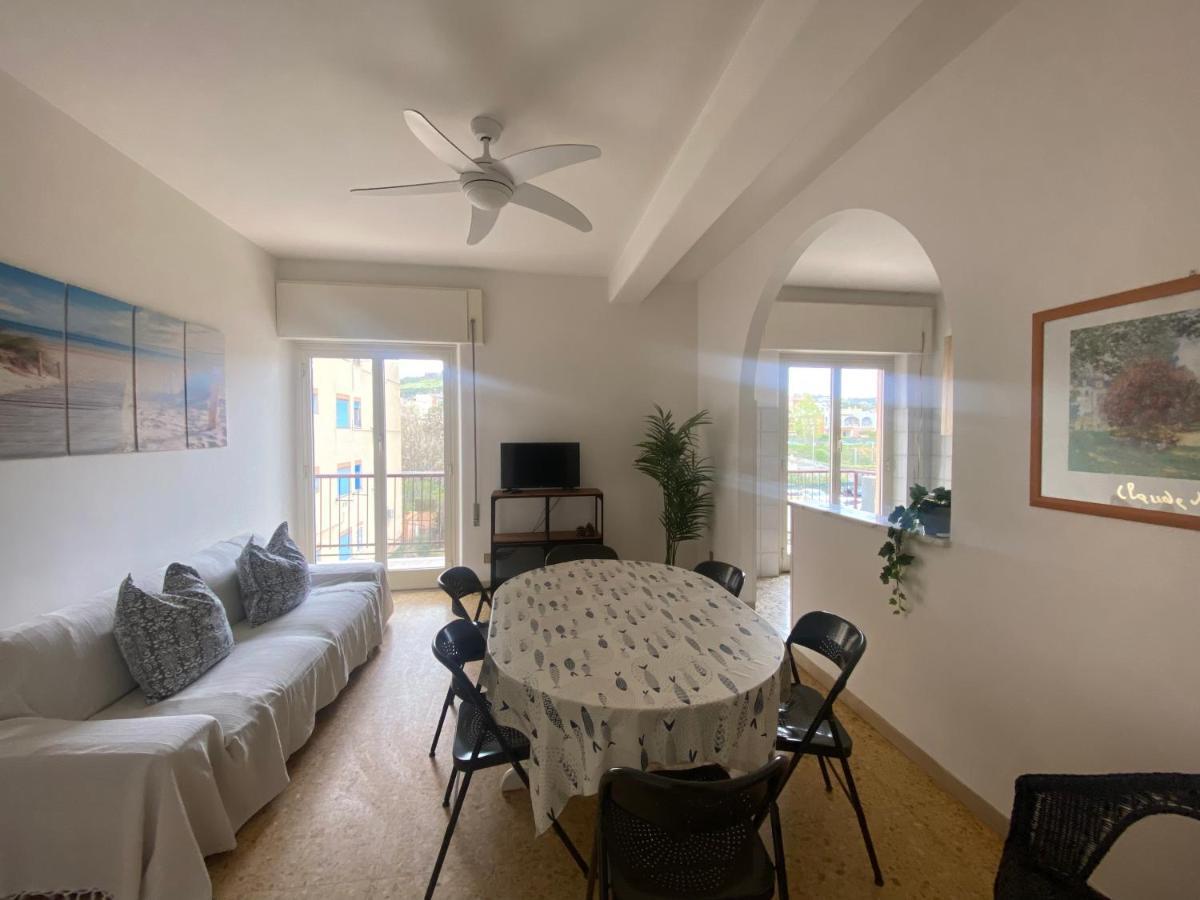 Appartamento Centrale Santa Marinella Eksteriør billede